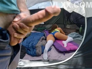 Anh sinh viên trẻ và nổi lòng bà xã xa chồng